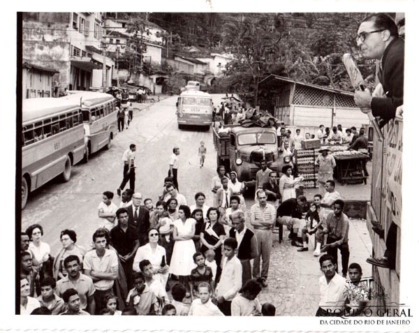 7. FOTO 8 – COMÍCIO NA ROCINHA (1960) – BR RJ AGCRJ.CL.VPO.MPL.CAM.1.39